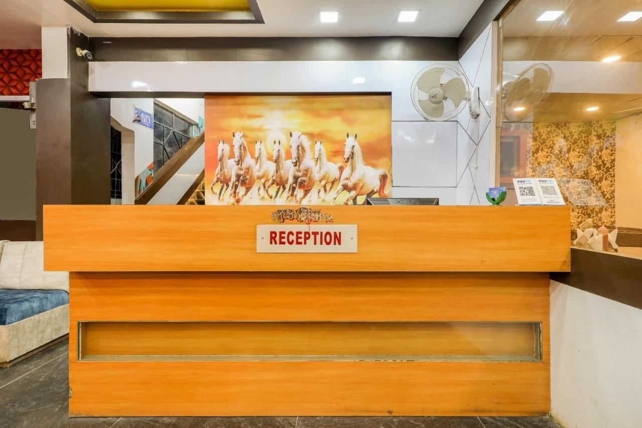 Collection O 3761 Hotel Shree Datta อินดอร์ ภายนอก รูปภาพ