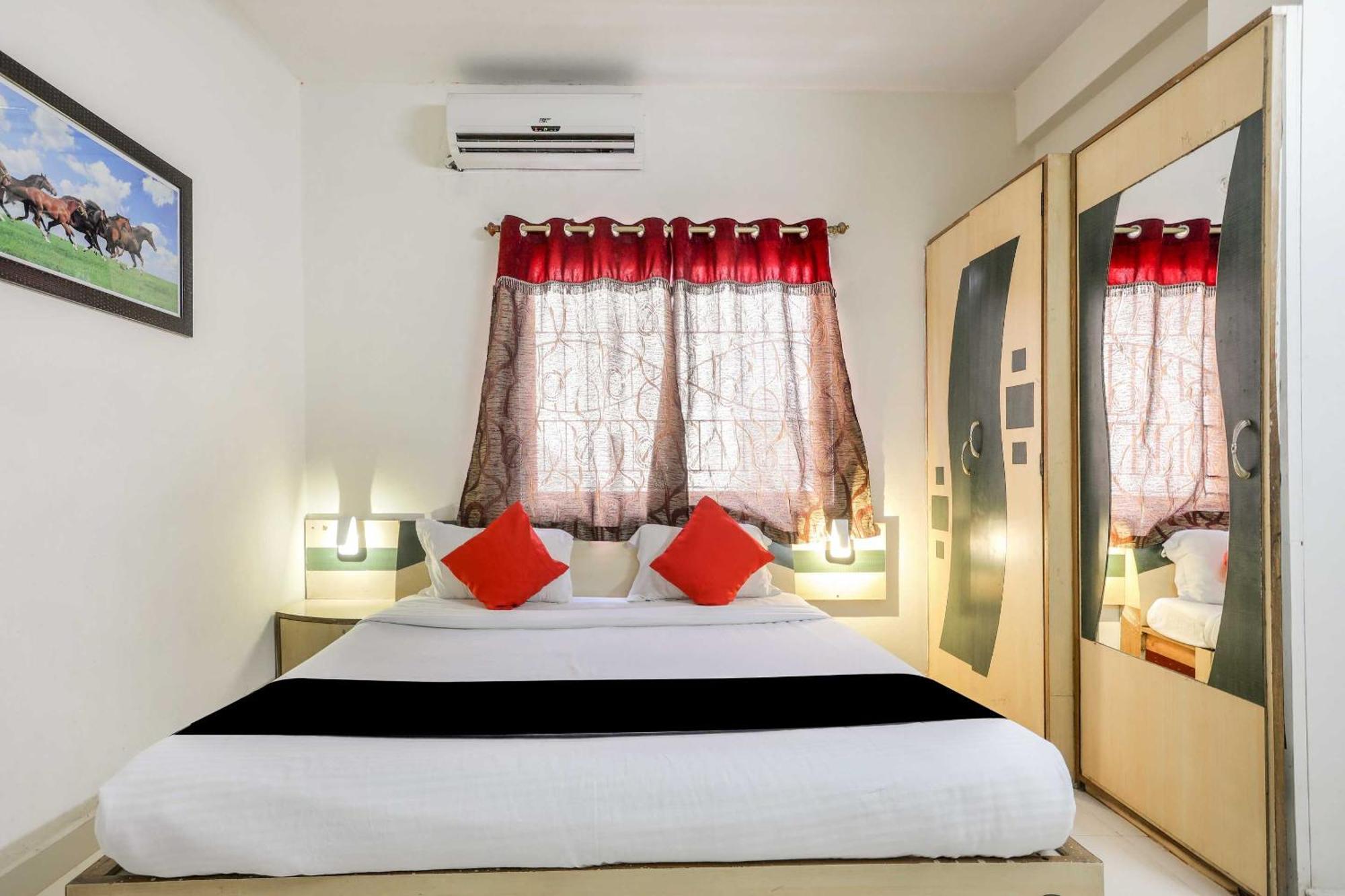 Collection O 3761 Hotel Shree Datta อินดอร์ ภายนอก รูปภาพ