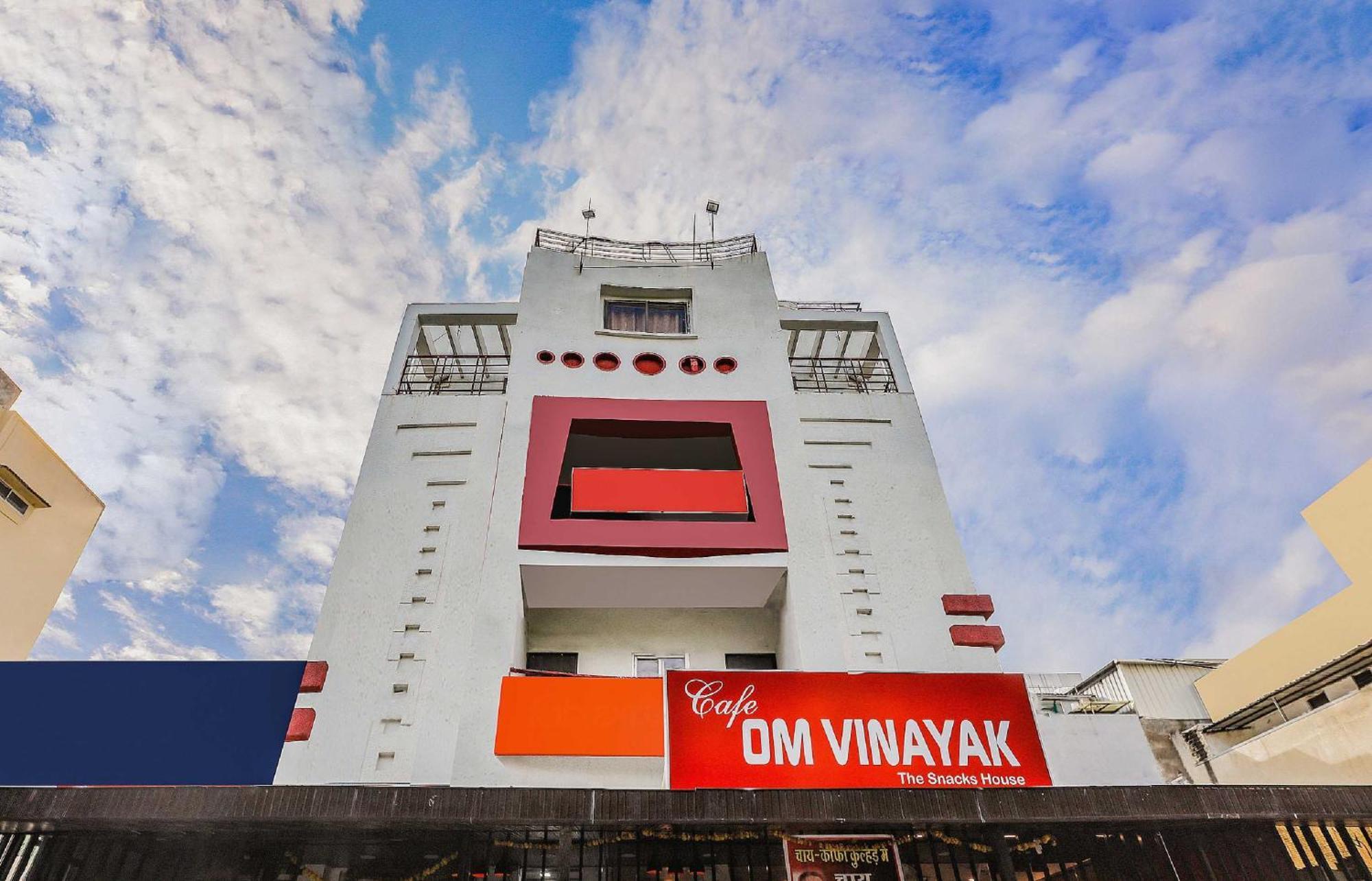 Collection O 3761 Hotel Shree Datta อินดอร์ ภายนอก รูปภาพ