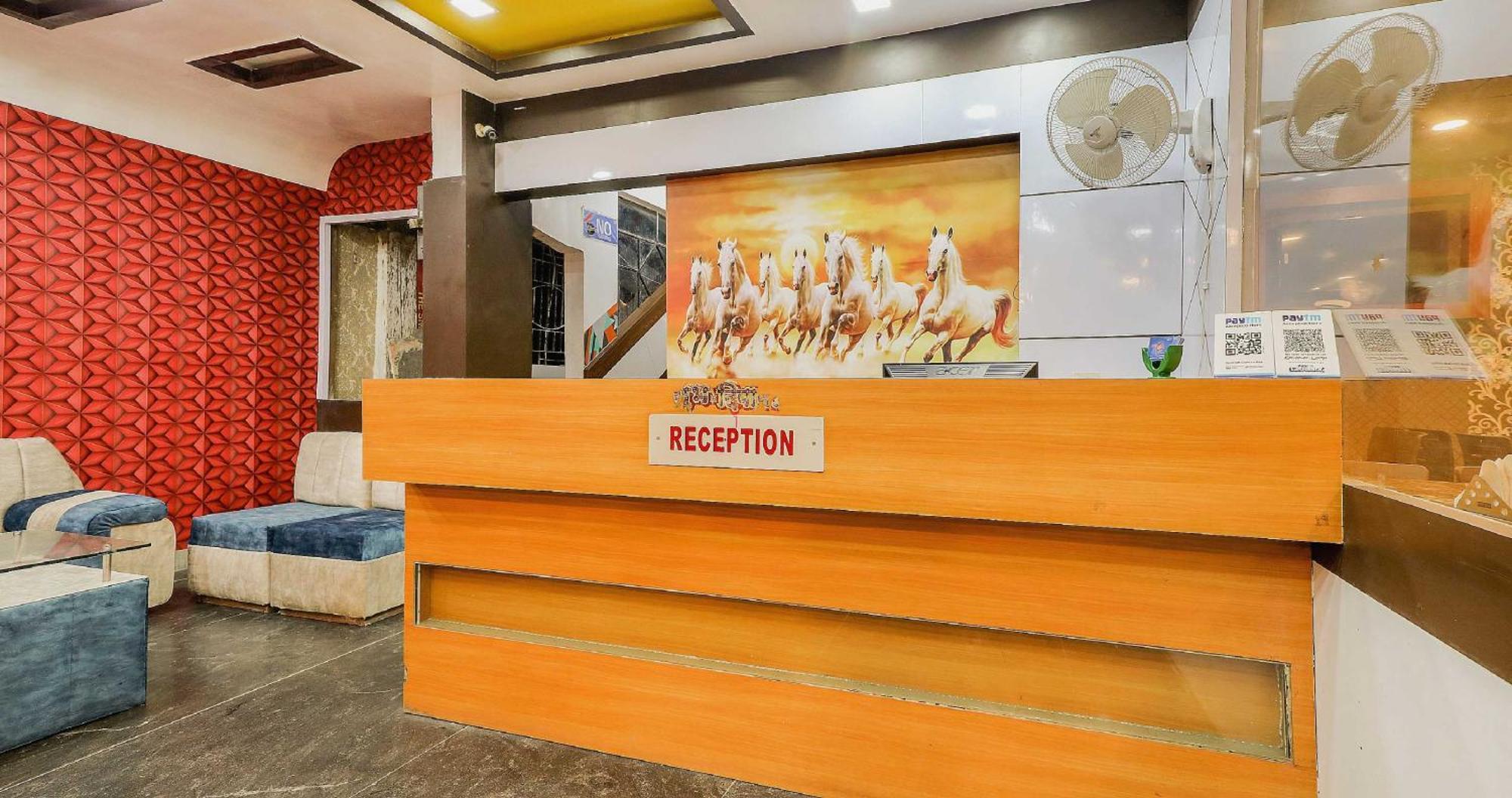 Collection O 3761 Hotel Shree Datta อินดอร์ ภายนอก รูปภาพ