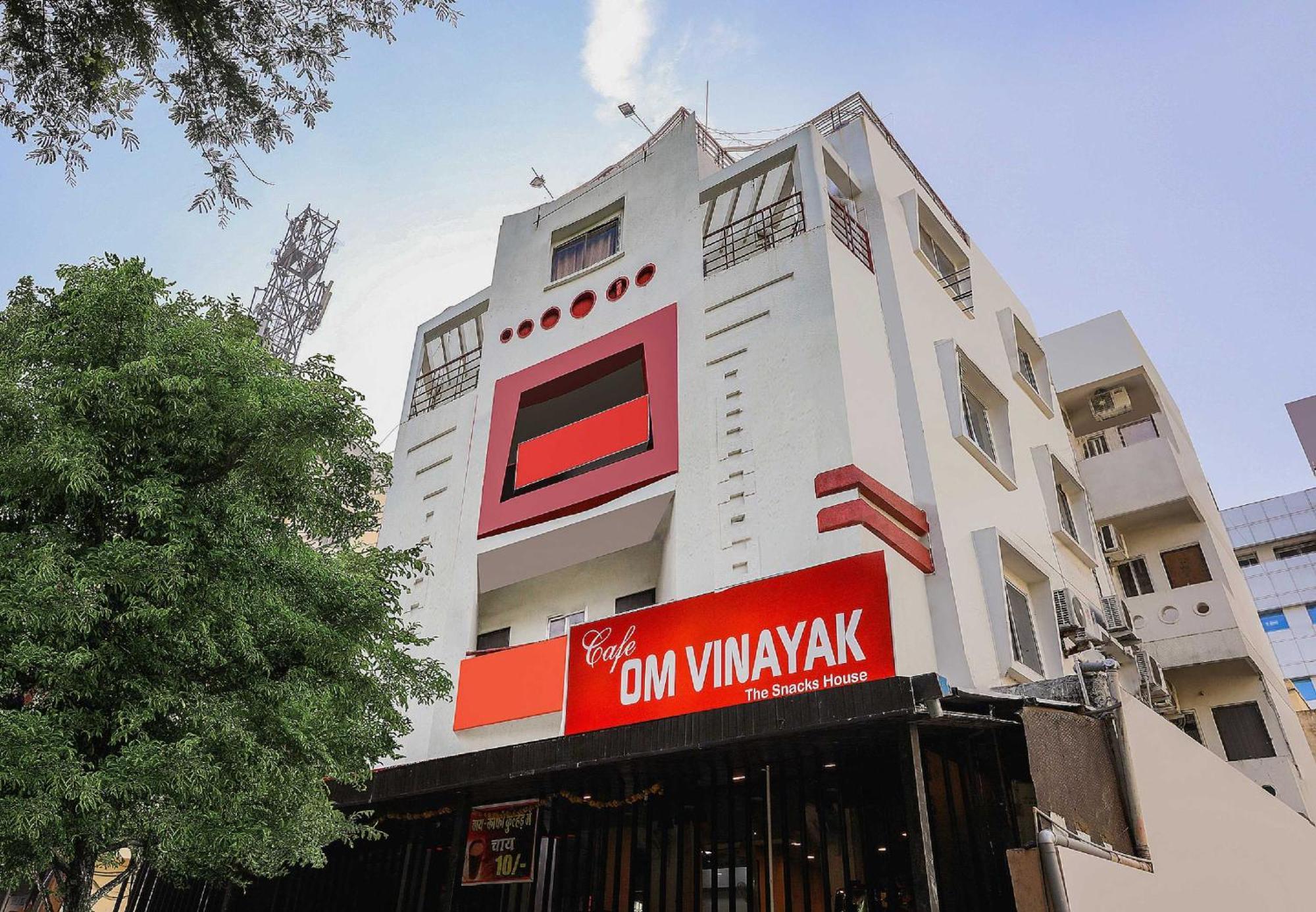 Collection O 3761 Hotel Shree Datta อินดอร์ ภายนอก รูปภาพ
