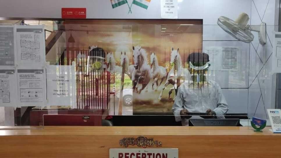 Collection O 3761 Hotel Shree Datta อินดอร์ ภายนอก รูปภาพ